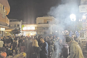 Πραγματικά στο Αρκαλοχώρι ξέρουν πώς να ζουν και να διασκεδάζουν! Μπορεί αυτά τα δύο χρόνια να είναι τόσο δύσκολα γι’ αυτούς, αλλά δεν το βάζουν κάτω!