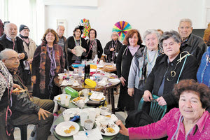 Τη δική τους ξεχωριστή Τσικνοπέμπτη γιόρτασαν στο ΚΑΠΗ Μασταμπά!