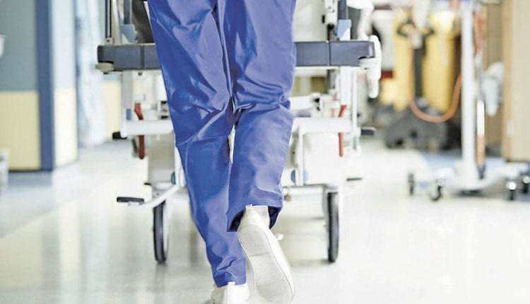 Στους δρόμους ξανά οι υγειονομικοί στην Κρήτη και καλούν τον κόσμο μαζί τους