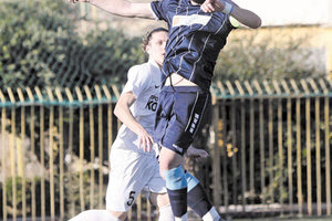 Εύκολα ο Αλμυρός επικράτησε του ΑΟΤ χθες στο Γάζι με 5-0 και επέστρεψε μετά από καιρό στα τρίποντα.