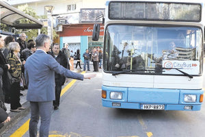 Λότζια: Περισσότεροι από 850.000 επιβάτες μετακινήθηκαν δωρεάν με τα mini bus το 2022