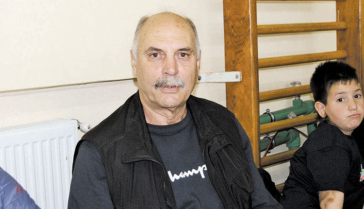 Ο Κανάκης αναρρώνει μετά από επέμβαση στην καρδιά