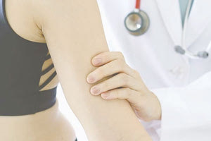 Στη φυλακή ο ΩΡΛ που εξέταζε ασθενείς του ακόμα και στα… γεννητικά όργανα 