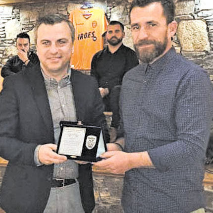 Η βράβευση του διοικητή της Τροχαίας Ηρακλείου κ. Καρακούδη