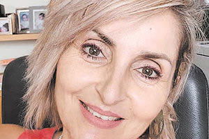 δήμαρχο Δέσποινα Συγγελάκη,