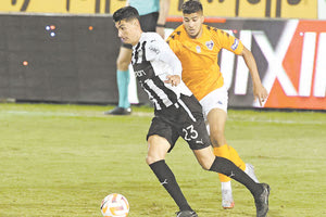 Ο Περέα (φωτό από ματς του α’ γύρου) επιστρέφει στην 11άδα αντί του Μεγιάδο