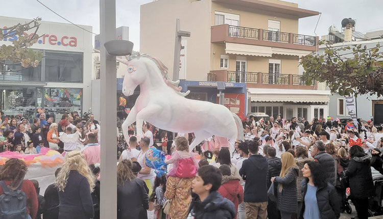 Πλήθος κόσμος συνέρρεε στα Μάλια