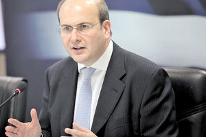 ο υπουργός Εργασίας Κωστής Χατζηδάκης