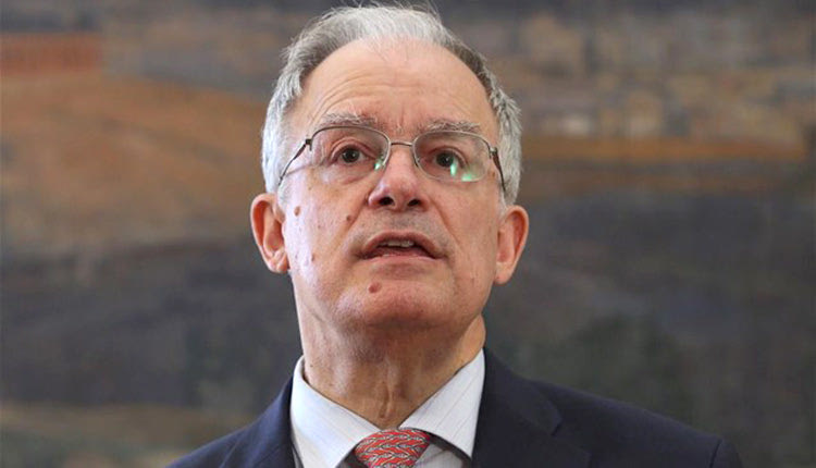 Η έκθεση