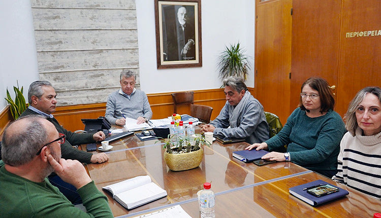 Έργο προστασίας του οδικού δικτύου στην περιοχή της Αυγενικής υπέγραψε ο περιφερειάρχης Κρήτης