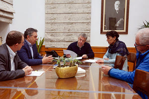 δίκτυο αυτόματων εξωτερικών απινιδωτών στους αθλητικούς χώρους της Κρήτης