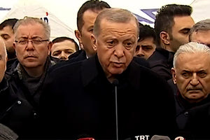 ο Τούρκος πρόεδρος Ρετζέπ Ταγίπ Ερντογάν μετά τον σεισμό