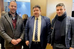 Οι συνδικαλιστικοί εκπρόσωποι της ΕΛ.ΑΣ. με τον κ. Καραμαλάκη