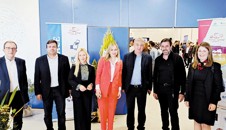 Στην 15η έκθεση «ΟιΝοτικά»