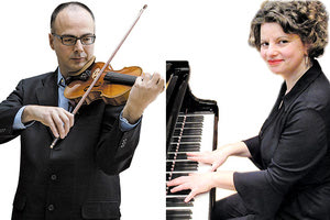 ΣΥΝΑΥΛΙΑ ΓΙΑ ΒΙΟΛΙ ΚΑΙ ΠΙΑΝΟ ΜΕ ΤΟΥΣ ΝΙΚΟ ΜΑΝΔΥΛΑ ΚΑΙ ΠΟΠΗ ΜΑΛΑΠΑΝΗ