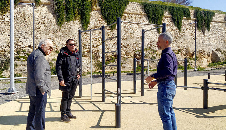 Στις νέες παιδικές χαρές Λαμπρινός και Αναστασάκης