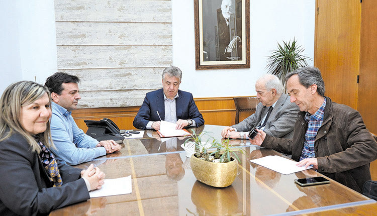 σύμβαση για την εκπόνηση μελέτης για την οριοθέτηση και διευθέτηση του ποταμού στον Καρτερό
