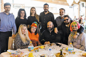 αποκριάτικο παιδικό πάρτι από τον Όμιλο Καράτζης