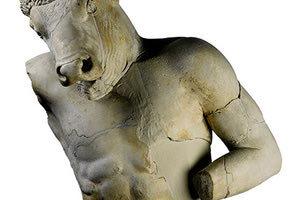 Μινωικό άγαλμα για το μύθο του Μινώταυρου