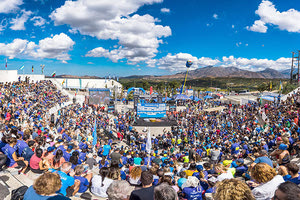ΑΠΟ ΦΙΛΟΥΣ ΤΟΥ ΗΜΙΜΑΡΑΘΩΝΙΟΥ ΚΡΗΤΗΣ ΚΑΙ ΑΘΛ.Σ.Υ.ΑΡΚ. 44.000 ευρώ σε 300 οικογένειες του Αρκαλοχωρίου