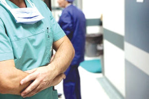 Γιατροί σε νοσοκομεία