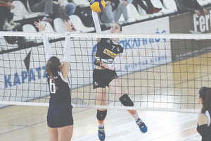 Φάση από το παιχνίδι ΟΦΗ - ΚΥΔΩΝ στις γυναίκες