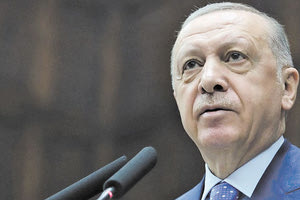 Κατακρημνίζεται ο Ερντογάν