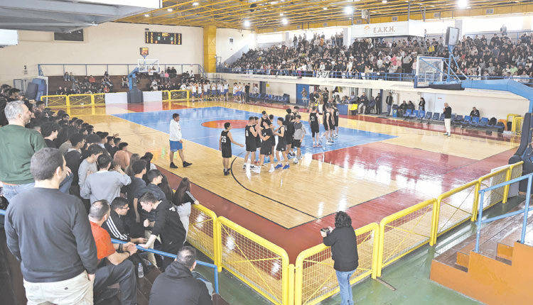 Κατάμεστο ήταν το κλειστό του Λίντο