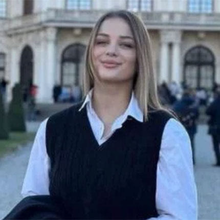 τραγωδια στα τεμπη: ψαχνουν τους δικους τους