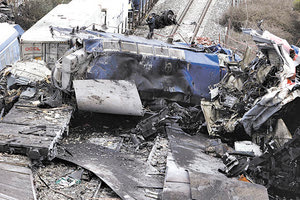 τραγωδια στα τεμπη : Πυρά της αντιπολίτευσης για την Επιτροπή Διερεύνησης