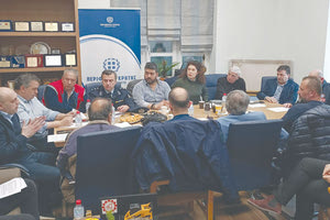 Από τη χθεσινή σύσκεψη που έγινε στην Περιφέρεια