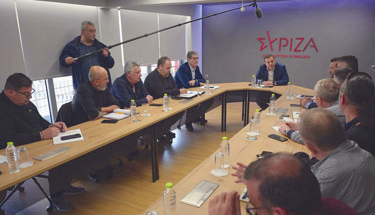 Από τη συνάντηση με τα σωματεία εργαζόμενων στους σιδηροδρόμους