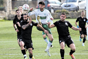 Σε τροχιά κορυφής βρίσκεται ο Γιούχτας ενώ το Τυμπάκι είναι έτοιμο να κλείσει προπονητή