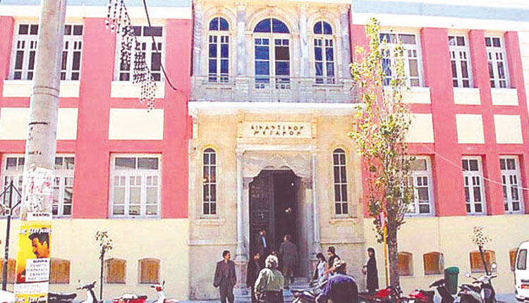 δικαστηριο ξυλοδαρμος
