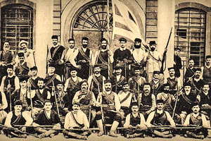 ΦΩΤΟΗΜΕΡΑΣ: Επαναστάτες στη Νεάπολη Λασιθίου το 1905.