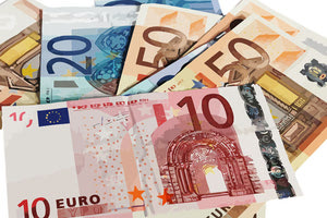 οικονομια: «Κλείδωσε» ο κατώτατος μισθός