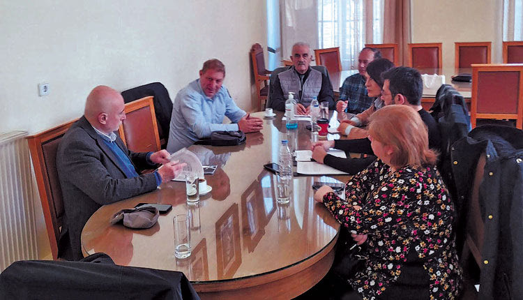 Ο ΕΜΠΟΡΙΚΟΣ ΣΥΛΛΟΓΟΣ ΓΙΑ ΤΙΣ ΚΑΦΕΤΕΡΙΕΣ «Γυρίστε στις παλιές θέσεις...»!