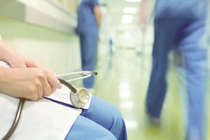 ΓΙΑΤΡΟΙ ΙΑΤΡΟΙ ΝΟΣΟΚΟΜΕΙΟ