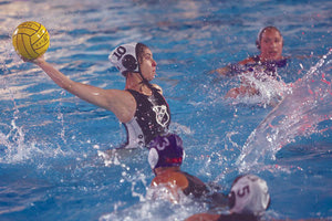 Φάση από το ματς των γυναικών του ΟΦΗ