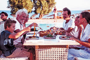 Χιλιάδες τουρίστες έρχονται τις επόμενες ημέρες για διακοπές στην Κρήτη