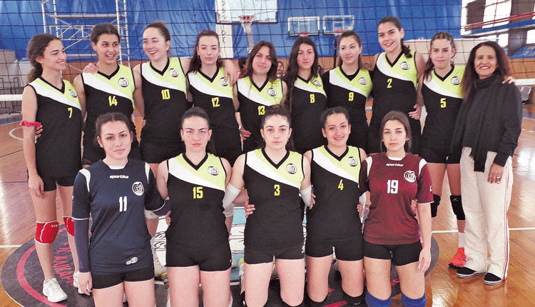   Το 11ο ΓΕΛ Ηρακλείου στο βόλεϊ που πήρε τον τίτλο ξανά