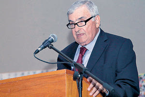 Ο αρχαιότερος «Φιλολογικός Σύλλογος ΠΑΡΝΑΣΣΟΣ», στην προσπάθειά του να διευρύνει το πεδίο δραστηριοτήτων του ανά την Ελλάδα, ίδρυσε Εφορεία (παράρτημα) στην Κρήτη και όρισε ως πρώτο έφορο τον  πρ.  αντιπρύτανη κ. Γιάννη Πυργιωτάκη