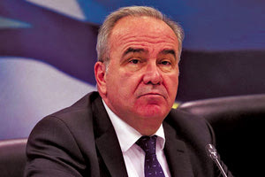 ο αναπληρωτής υπουργός Ανάπτυξης και Επενδύσεων Νίκος Παπαθανάσης