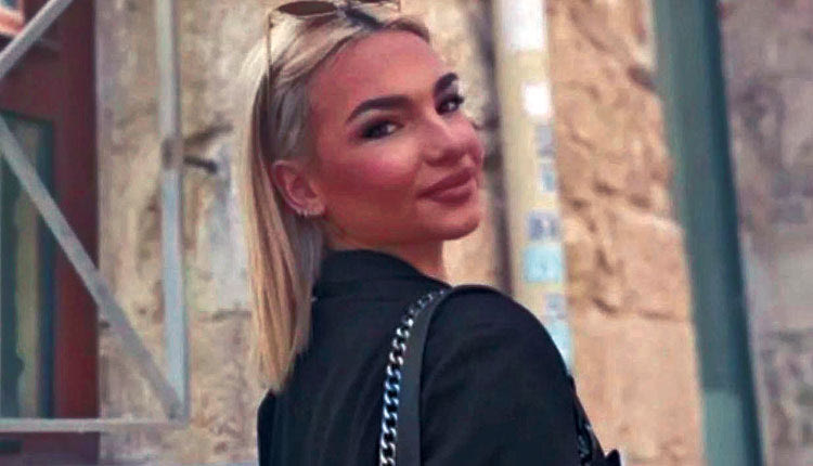 Συγκλονισμένοι είναι όλοι στο κολυμβητήριο Ηρακλείου για τον αδόκητο χαμό της 22χρονης προπονήτριας συγχρονισμένης κολύμβησης του ΚΟΗ Πένυς Μουλιανάκη