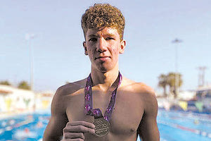 Ο Βασίλης Κακουλάκης