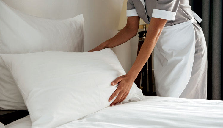 Οι μεγαλύτερες ελλείψεις αφορουν σε καμαριέρες, σερβιτόρους, βοηθούς σερβιτόρων, ρεσεψιονίστ, λαντζέρηδες και τεχνικούς