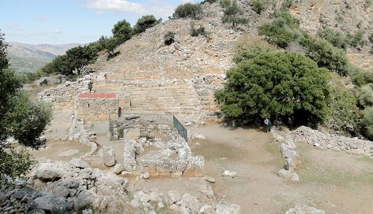 Αποψη της Αρχαίας Λατούς στην Κριτσά.