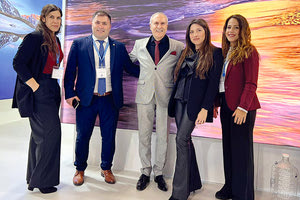 Ο ιδρυτής και γενικός διευθυντής της CHC Group Ζαχαρίας Α. Χνάρης από την έκθεση του Βερολίνου