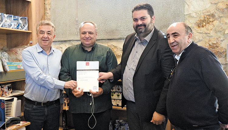 συνεργασία της Αγροδιατροφικής Σύμπραξης της Περιφέρειας Κρήτης με το υπεραστικό ΚΤΕΛ Ηρακλείου -Λασιθίου “κρητικό μπακάλικο”