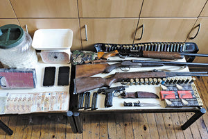 Κοκαΐνη, όπλα και μετρητά στο σπίτι Ρεθυμνιώτη